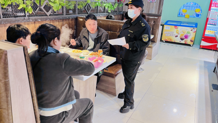遂平縣市場監管局與縣發改委、商務局聯合開展食品浪費抽樣調查行動504.png