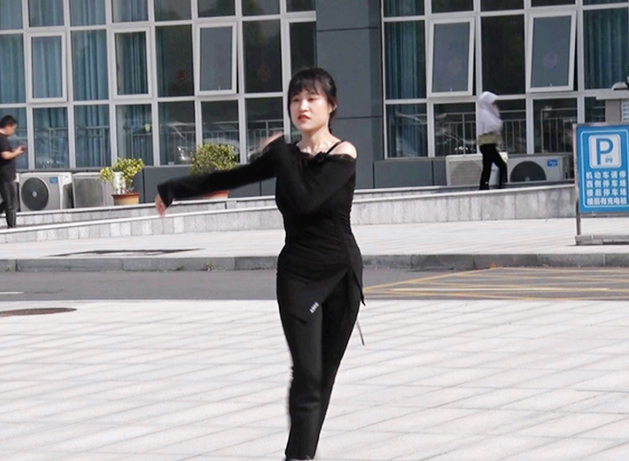 00761.MTS_000004.284_副本.jpg