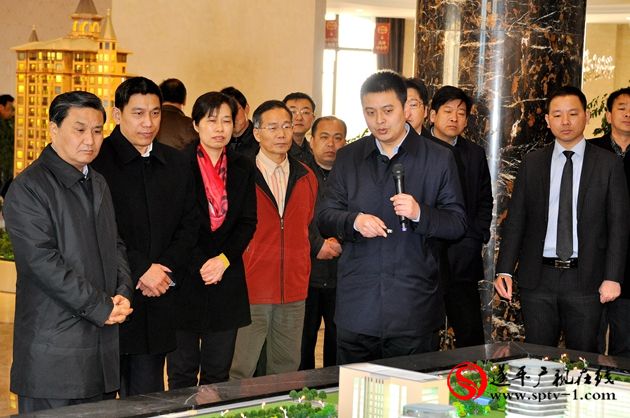 市長武國定深入遂平觀摩城市建設