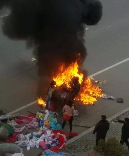 遂平發生一起三輪車自燃事故