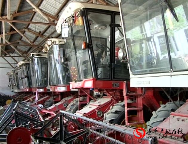 遂平：檢修農機   備戰三夏