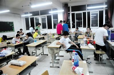 蕪湖高考考點英語聽力事故續：多名負責人被停職